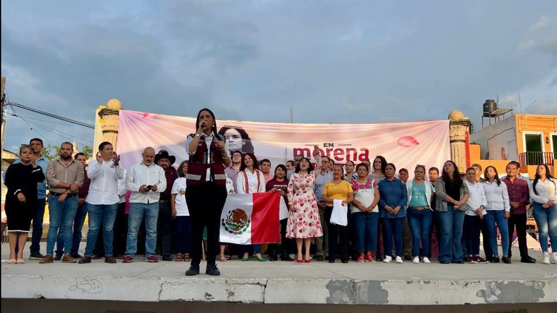 Luisa María Alcalde en Tlaquepaque (2)